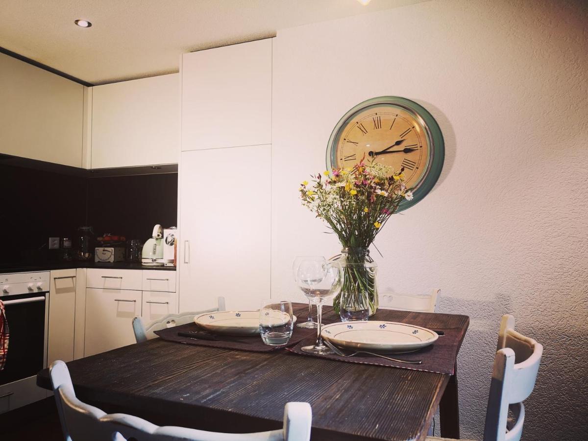 Urchige 2-Zimmerwohnung Matten  Exteriör bild